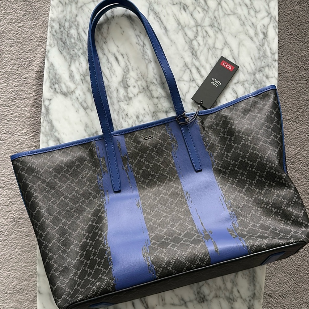 NWT Tumi Everyday Tote